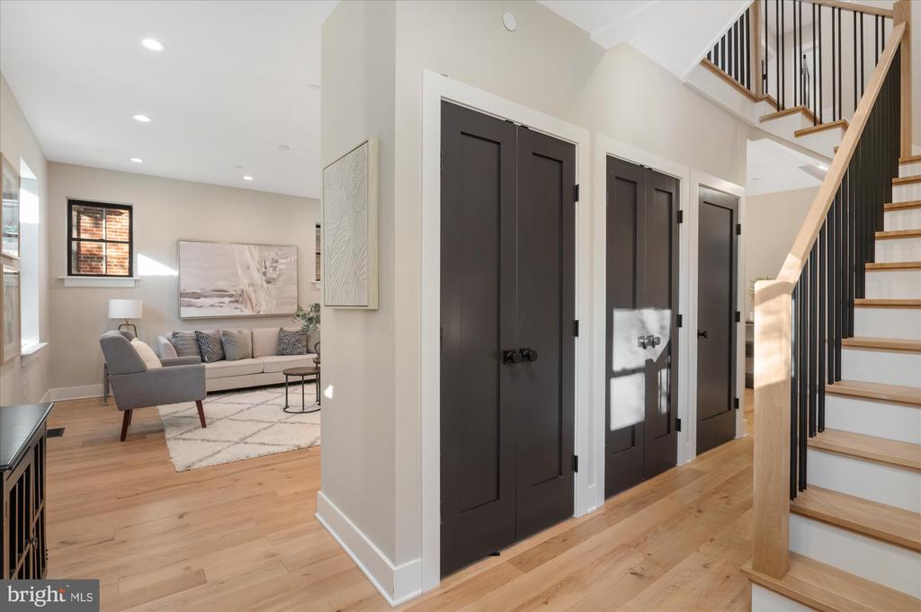 5445 33RD STREET NW