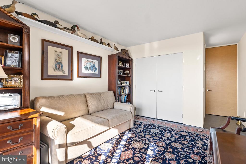 700 NEW HAMPSHIRE AVENUE NW Unit: 519
