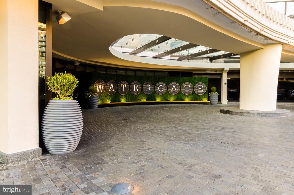 700 NEW HAMPSHIRE AVENUE NW Unit: 519