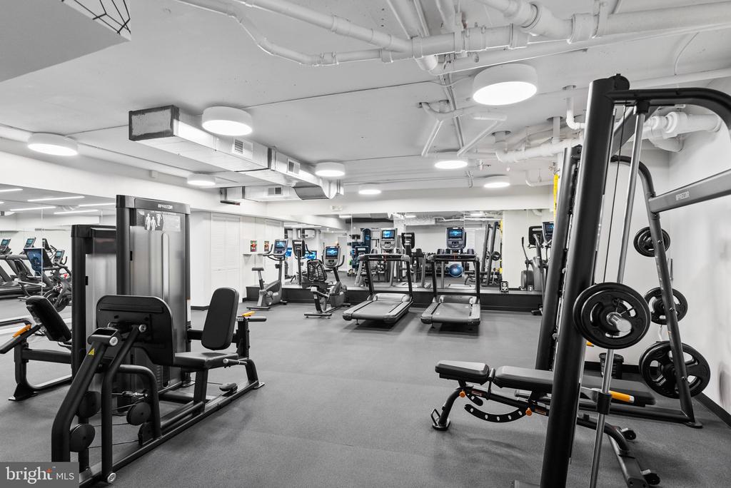 700 NEW HAMPSHIRE AVENUE NW Unit: 519