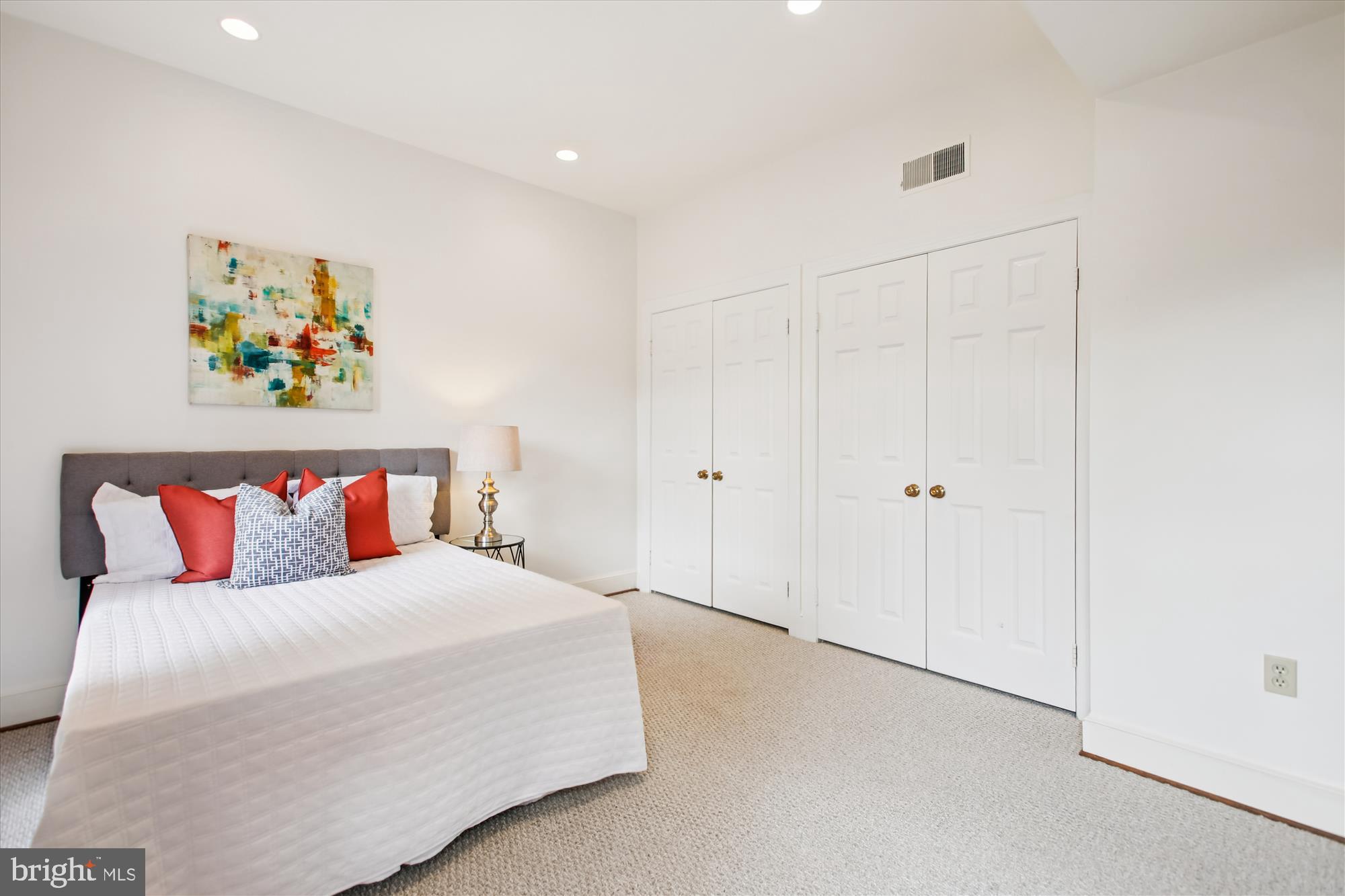 4016 LINNEAN AVENUE NW