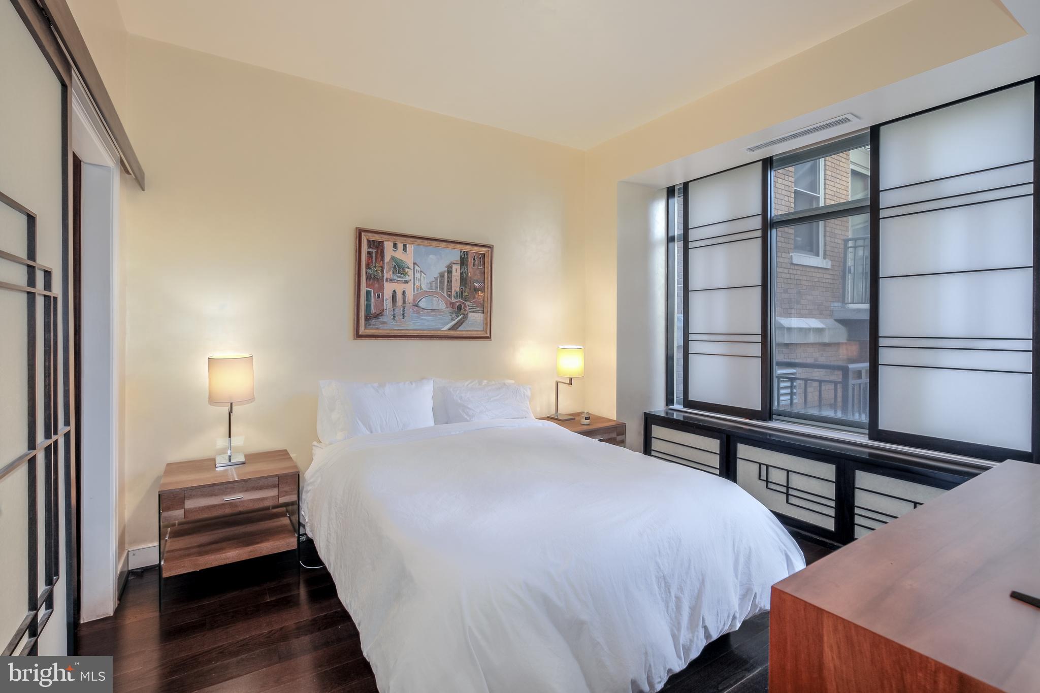 2425 L STREET NW 211