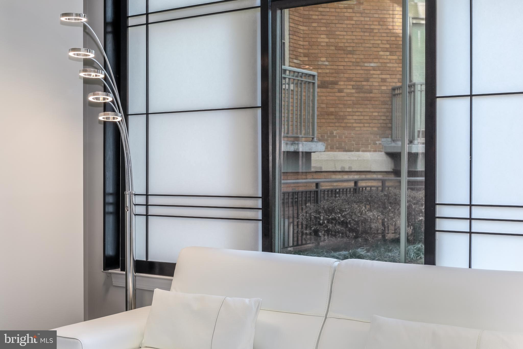 2425 L STREET NW 211