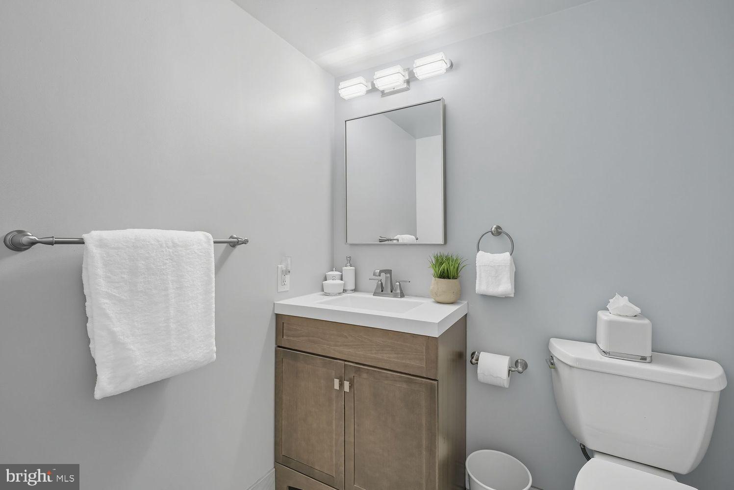 3001 VEAZEY TERRACE NW 726