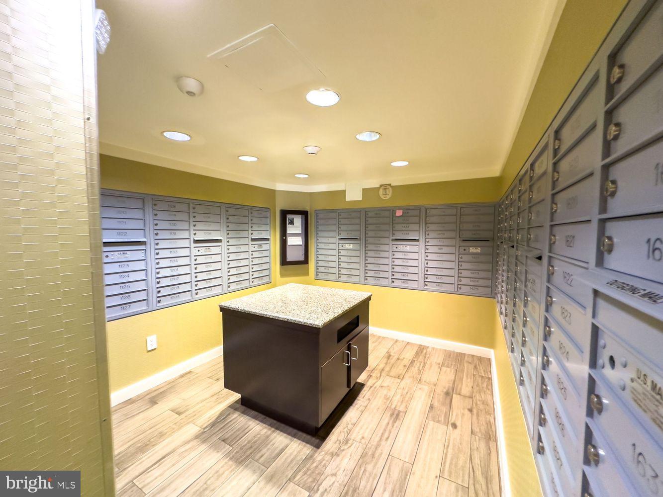 3001 VEAZEY TERRACE NW 726