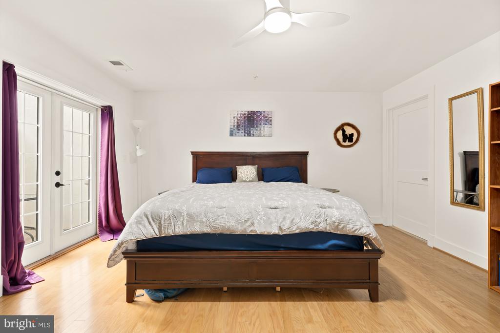1515 11TH STREET NW C-2