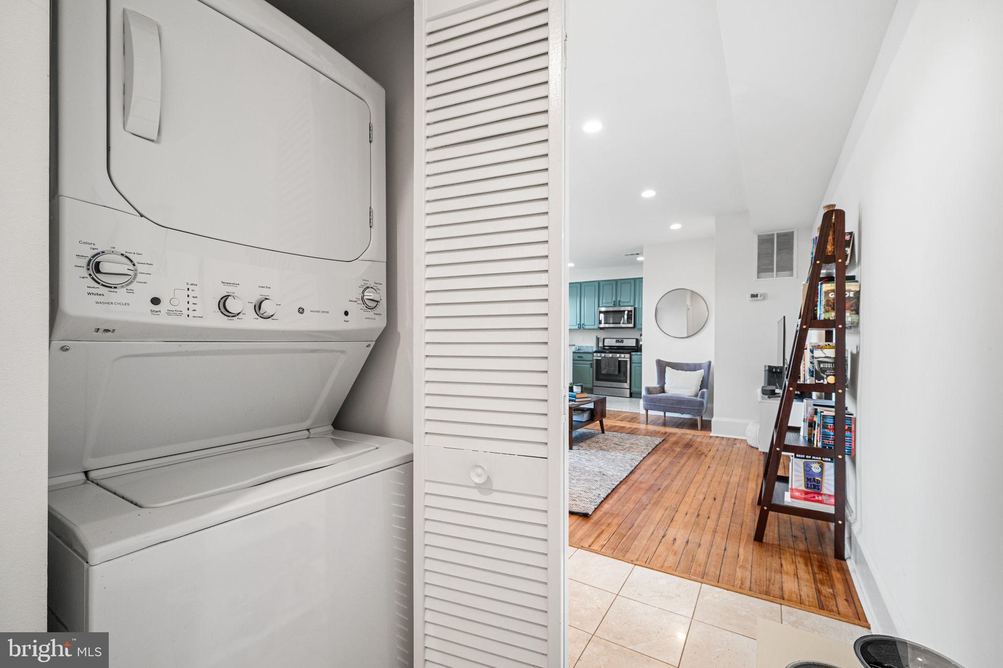 1423 R STREET NW 402