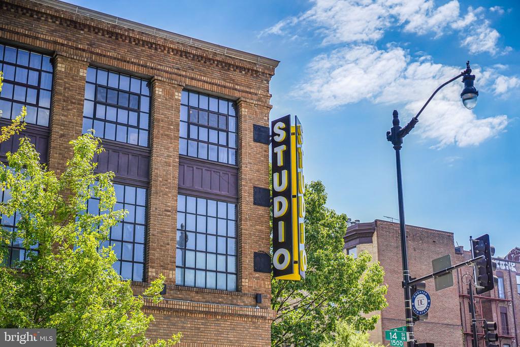 1423 R STREET NW 402