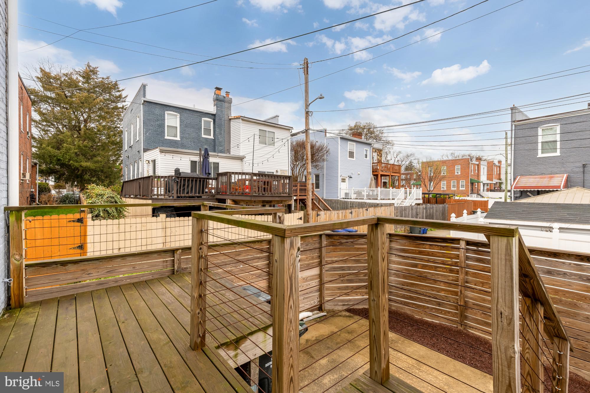 729 ROXBORO PLACE NW