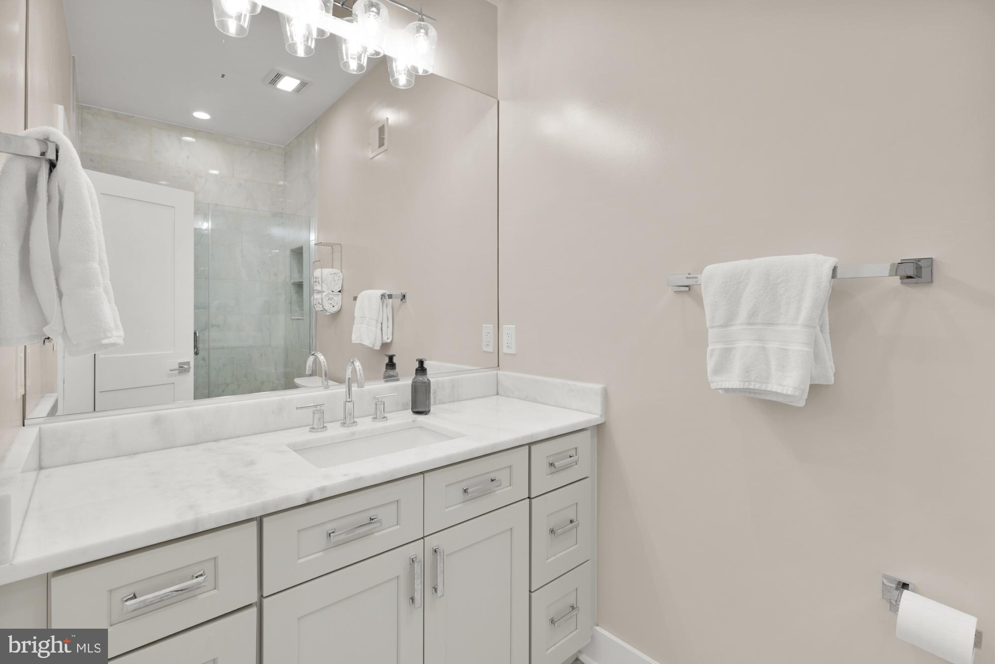 4324 14TH STREET NW 1