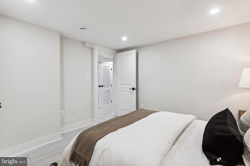411 DECATUR STREET NW