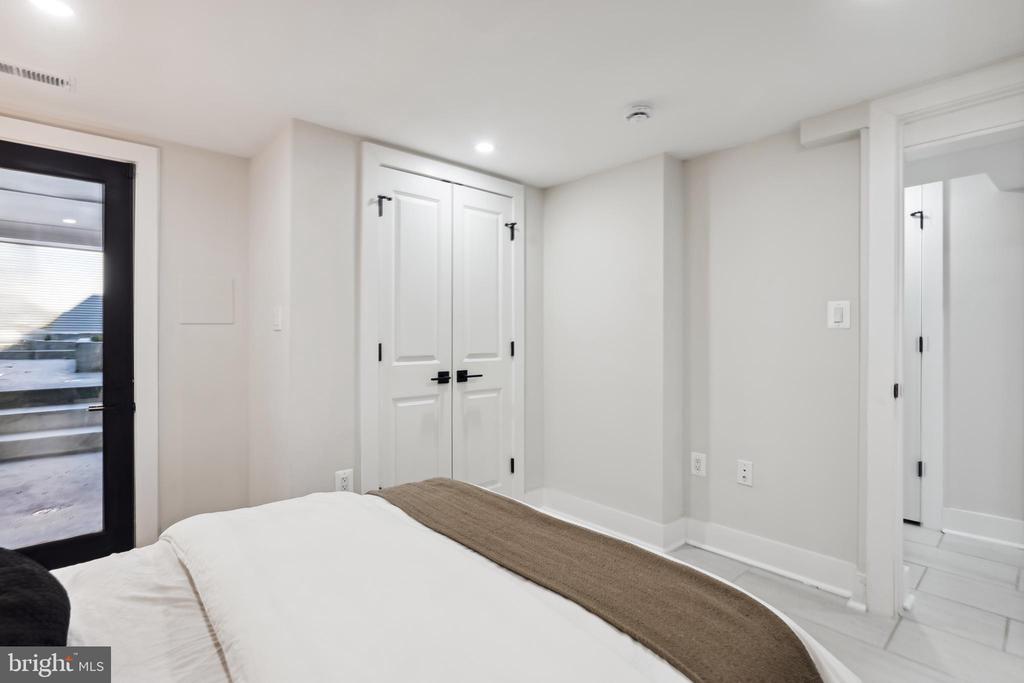 411 DECATUR STREET NW