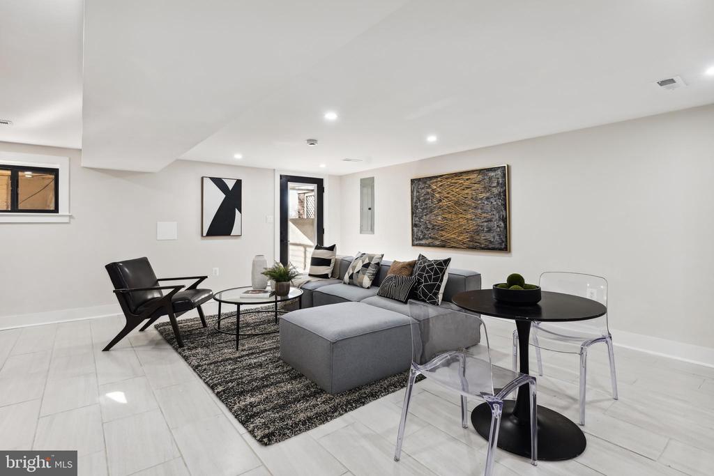 411 DECATUR STREET NW