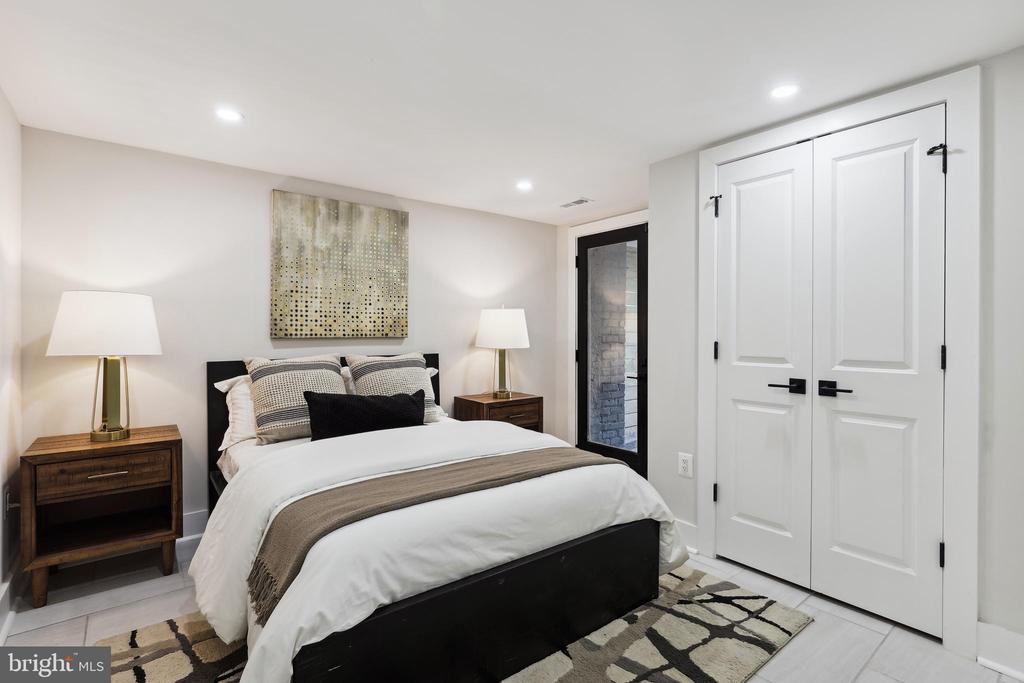 411 DECATUR STREET NW