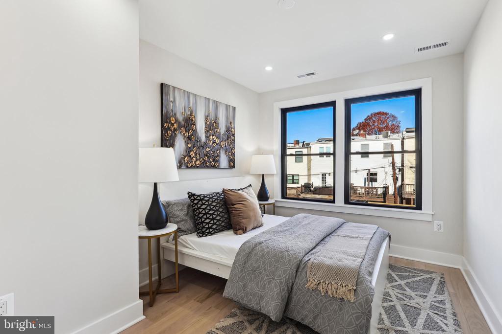 411 DECATUR STREET NW