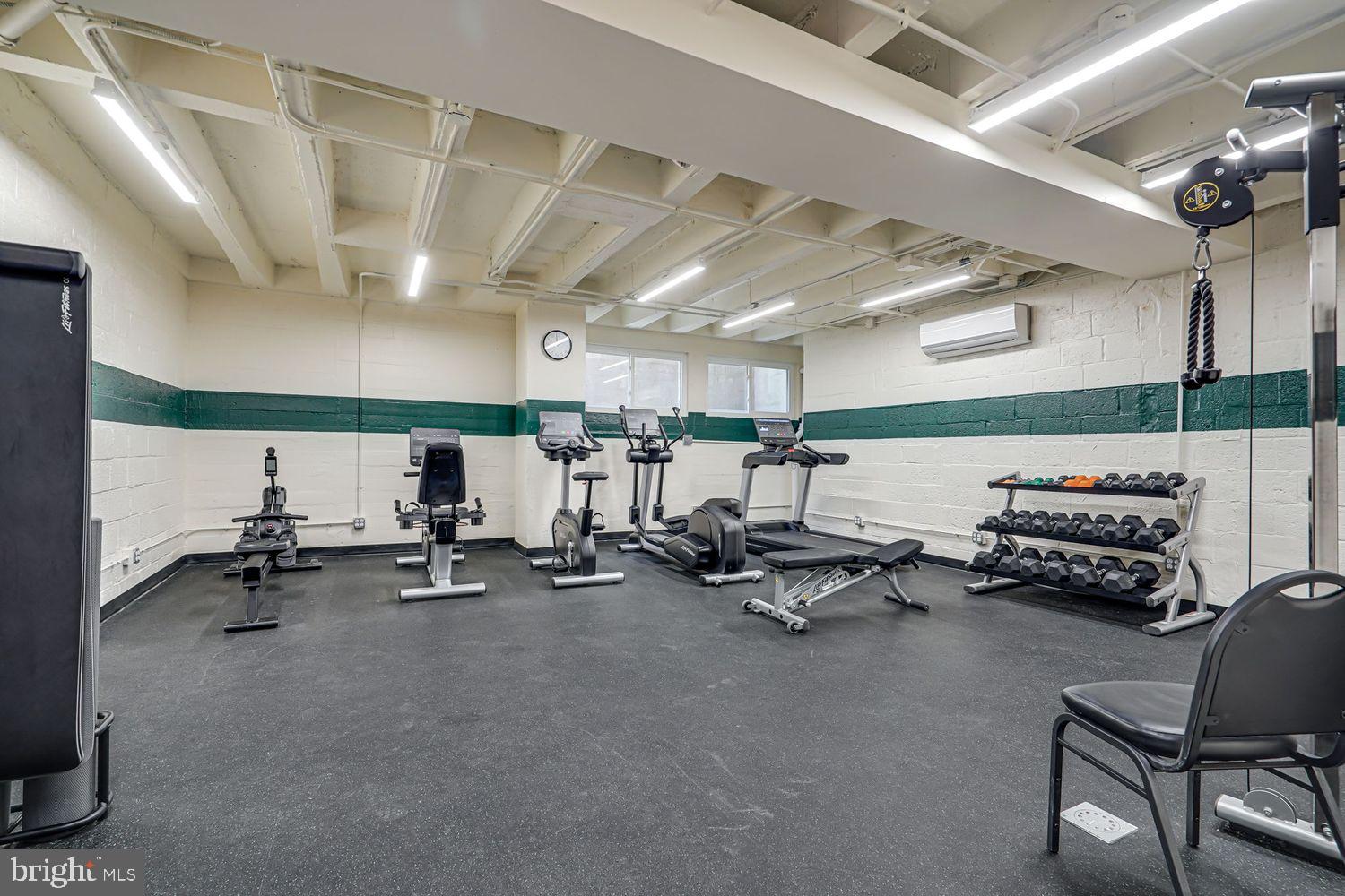4301 MASSACHUSETTS AVENUE NW 6008