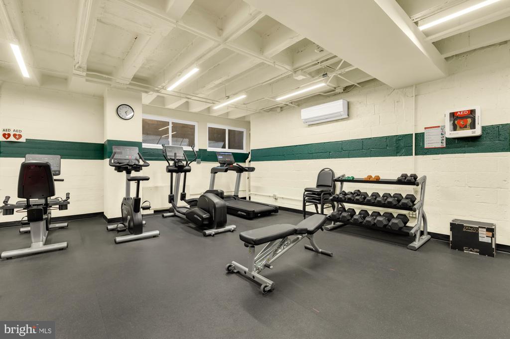 4301 MASSACHUSETTS AVENUE NW 6008
