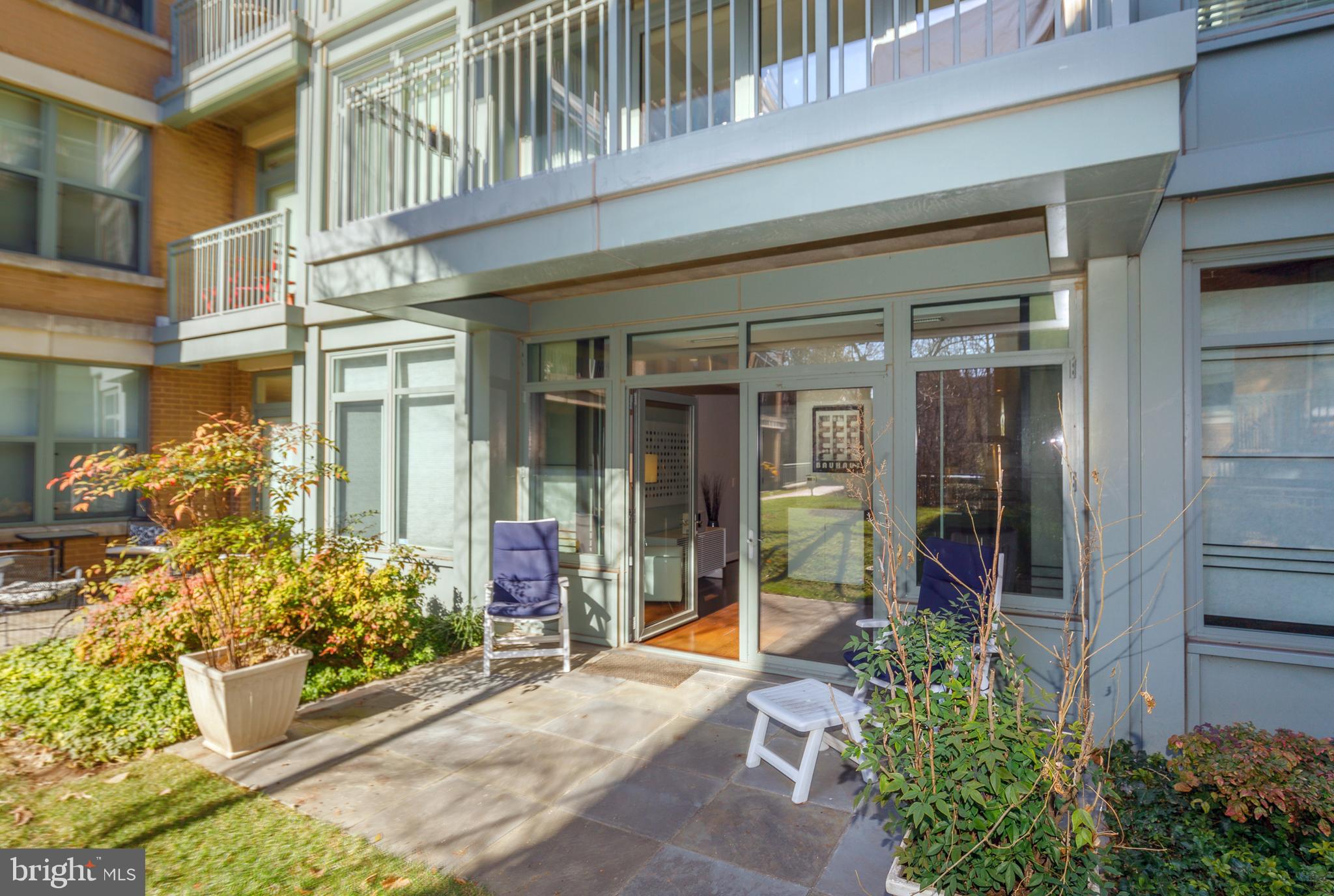 2425 L STREET NW 211
