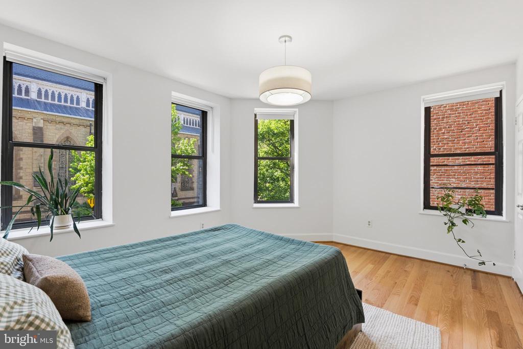 1115 12TH STREET NW 201