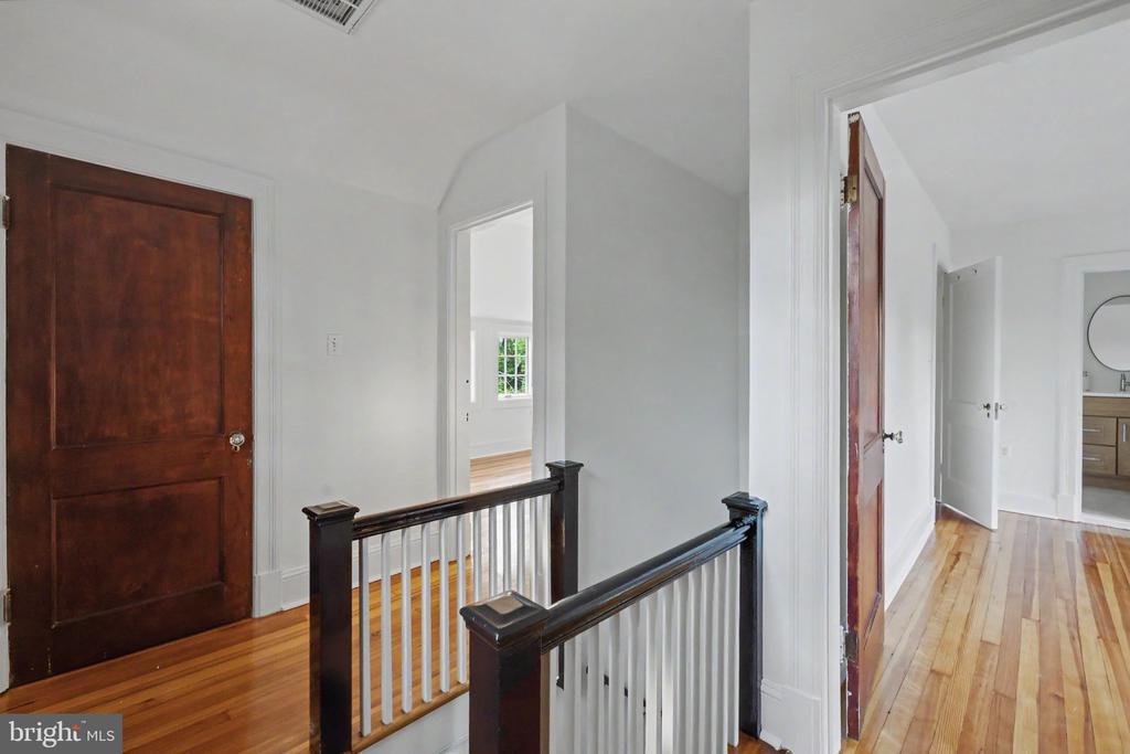 5201 38TH STREET NW