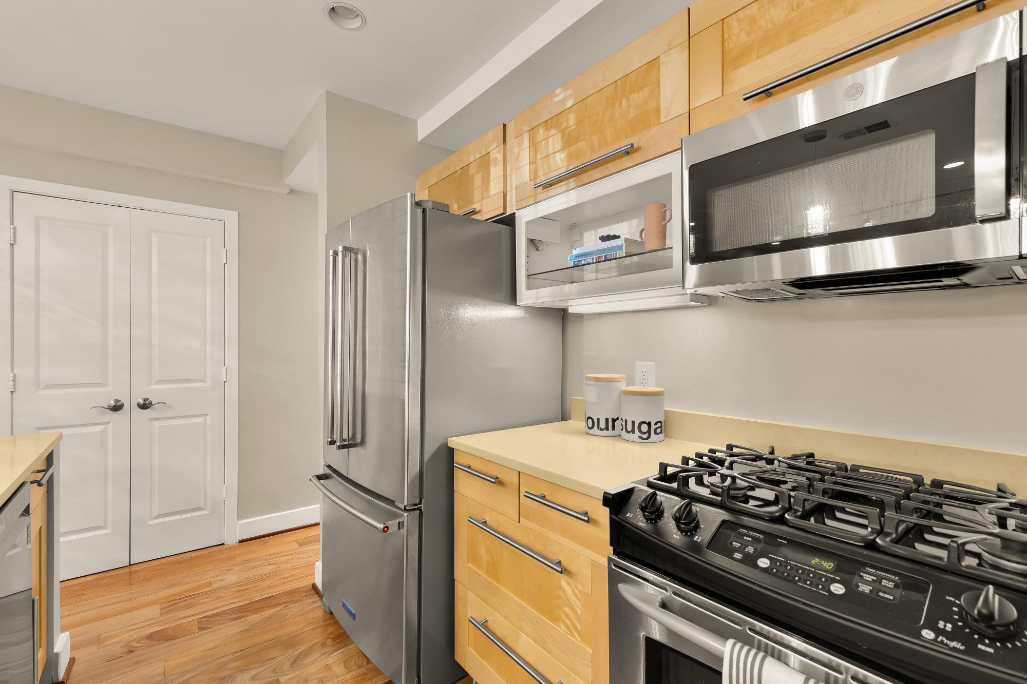 2434 ONTARIO NW 1