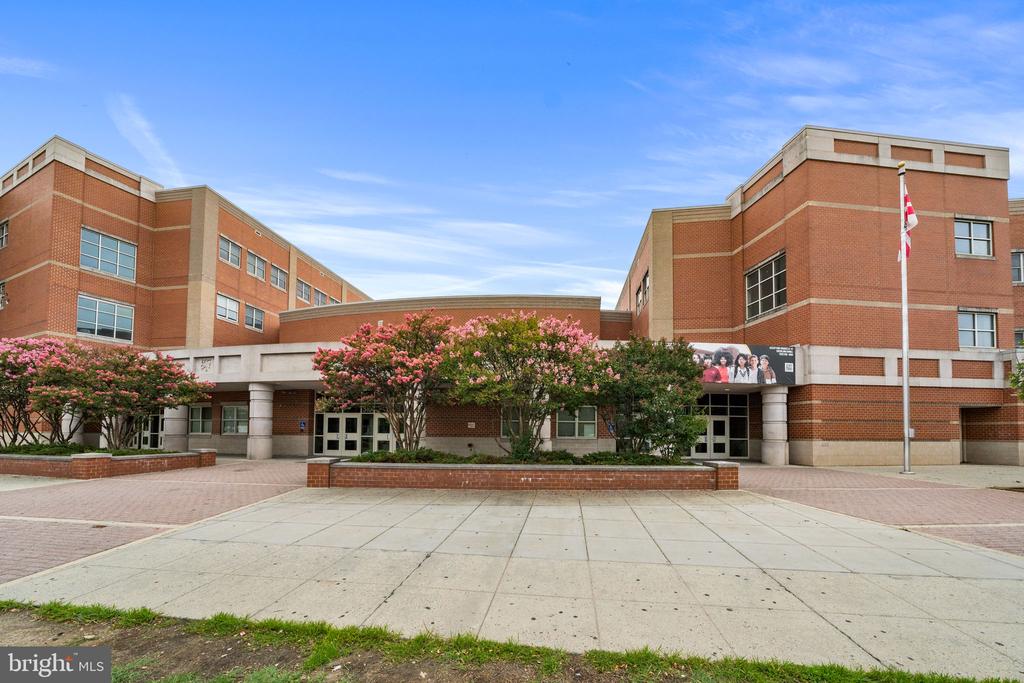 1437 SPRING ROAD NW Unit: 25