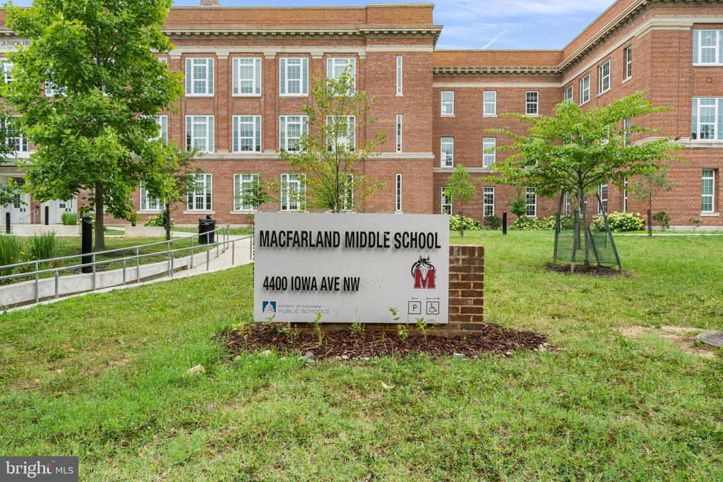 1437 SPRING ROAD NW Unit: 25