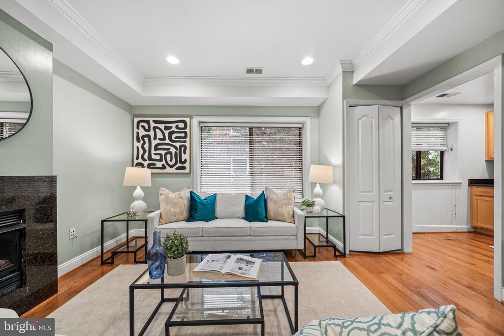 1437 SPRING ROAD NW Unit: 25