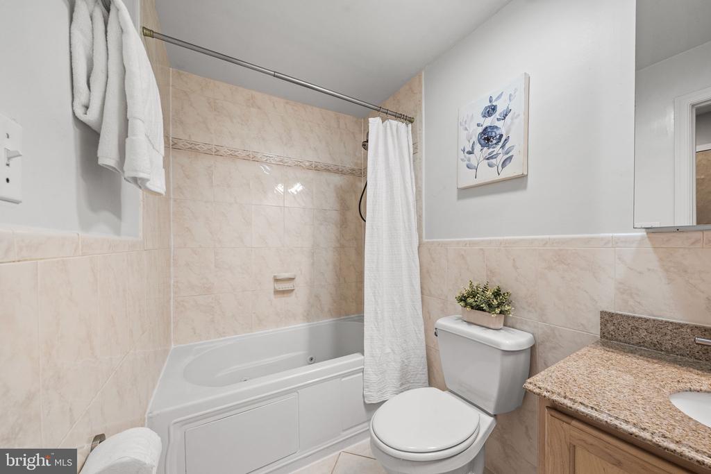 1437 SPRING ROAD NW Unit: 25