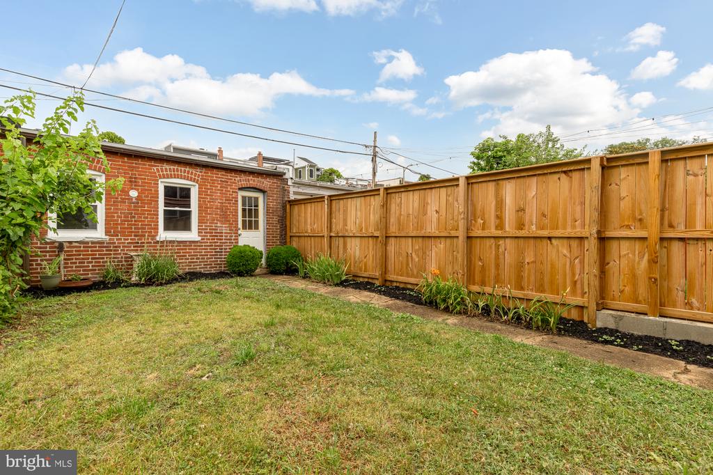 55 ADAMS STREET NW