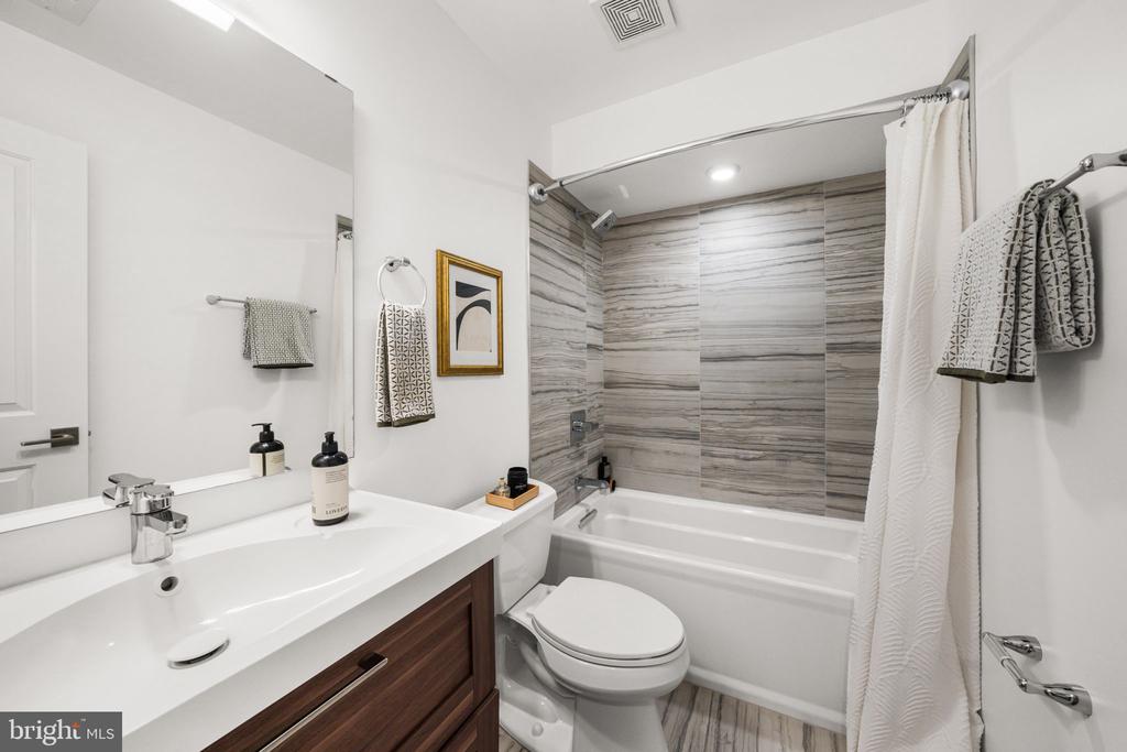 3904 KANSAS AVENUE NW Unit: 1