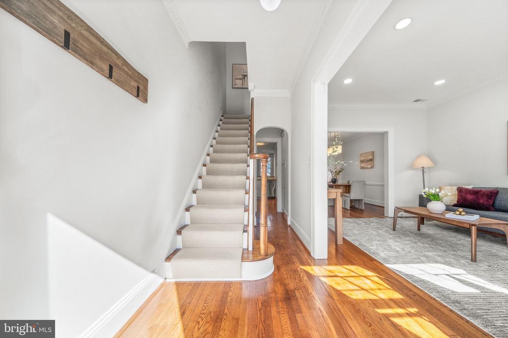 2303 38TH STREET NW