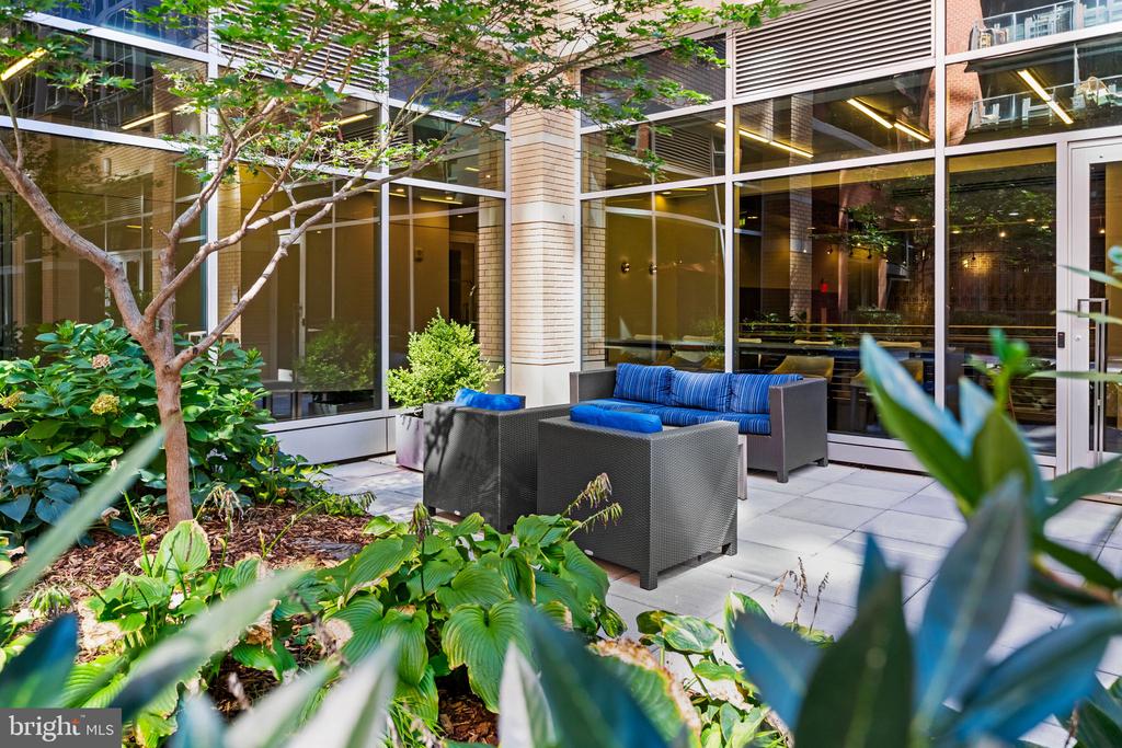 1025 1ST STREET SE Unit: 1113