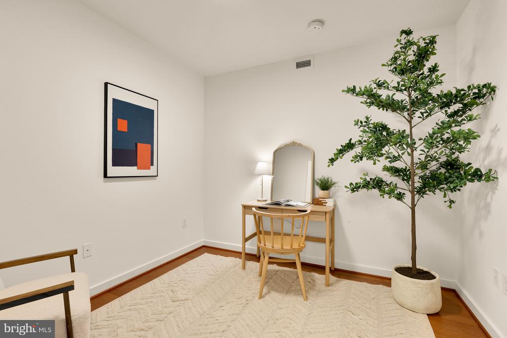 1025 1ST STREET SE Unit: 1113