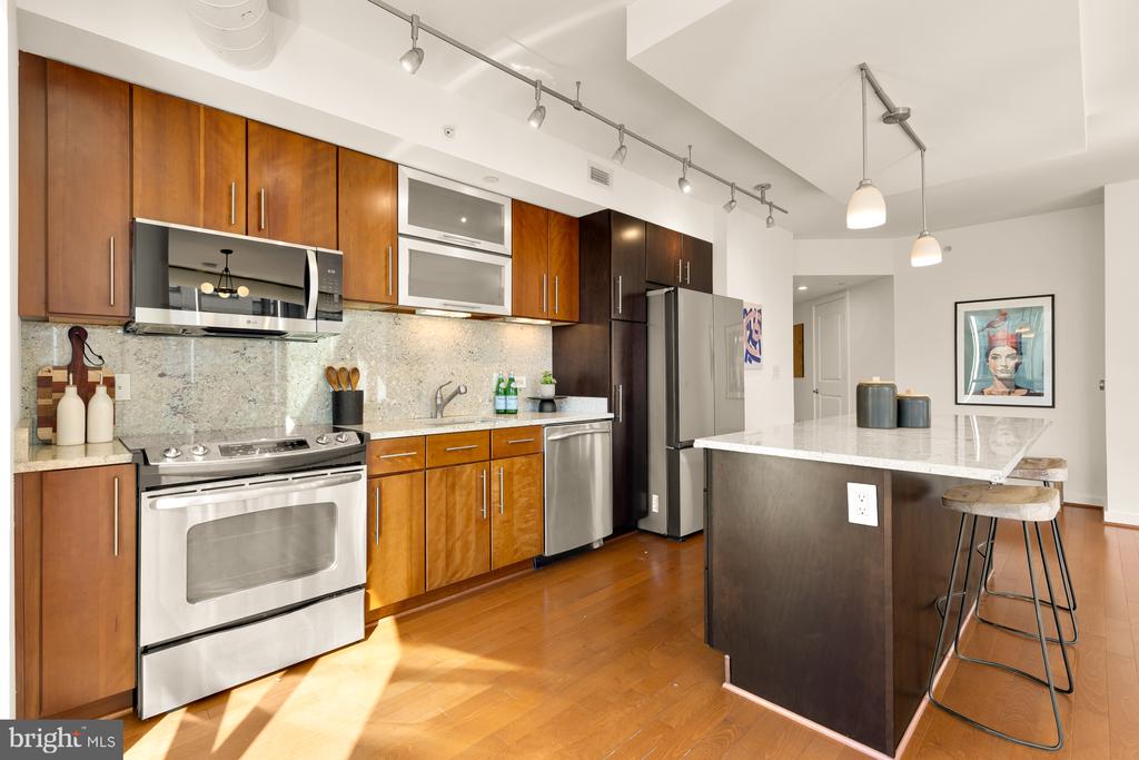 1025 1ST STREET SE Unit: 1113