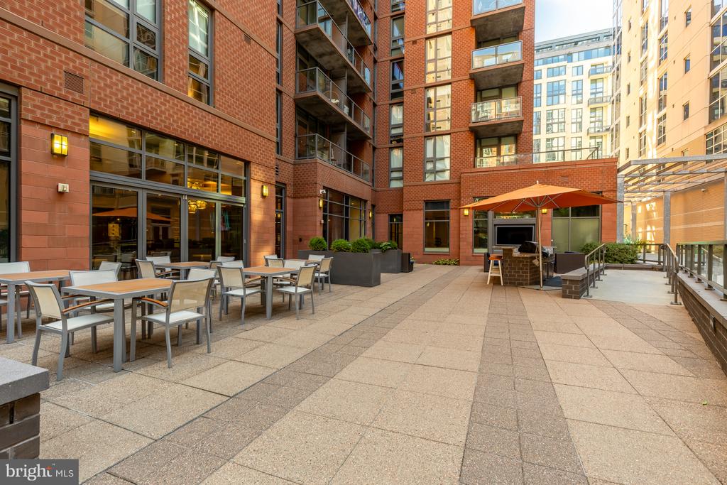 1025 1ST STREET SE Unit: 1113
