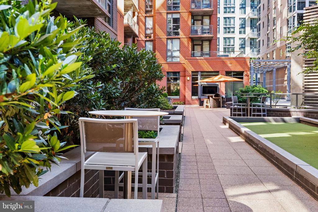 1025 1ST STREET SE Unit: 1113
