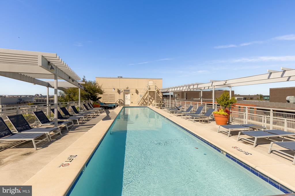 1025 1ST STREET SE Unit: 1113