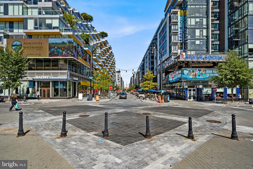 1025 1ST STREET SE Unit: 1113