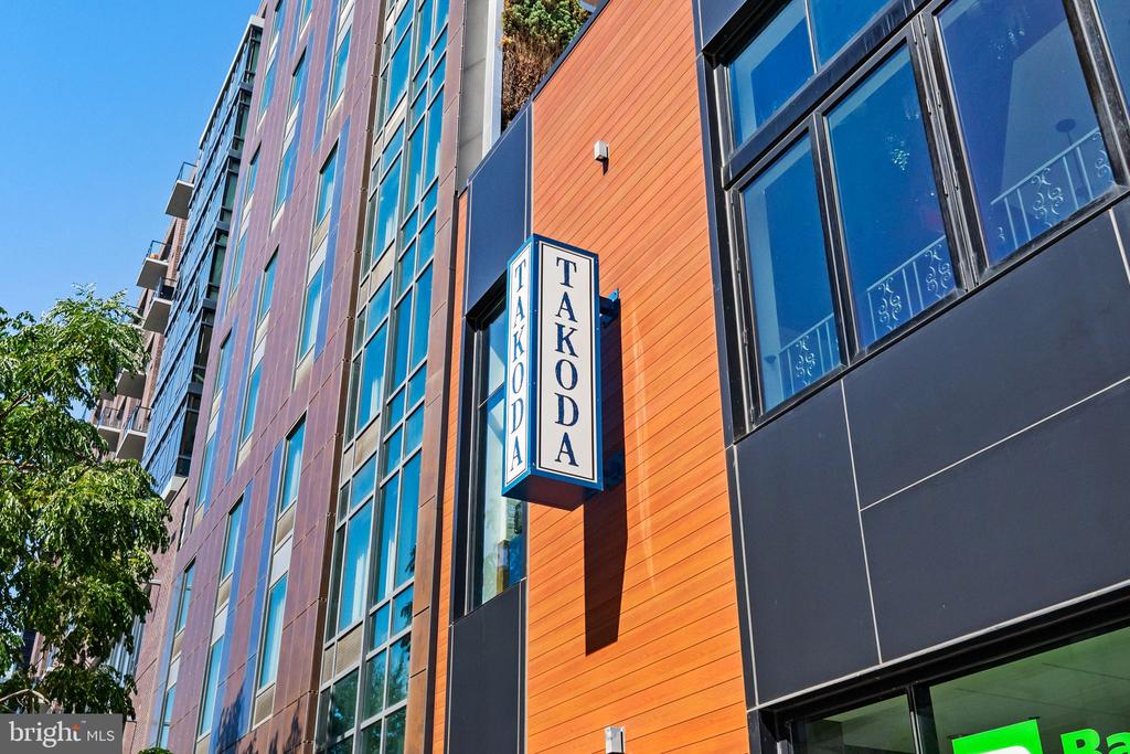 1025 1ST STREET SE Unit: 1113
