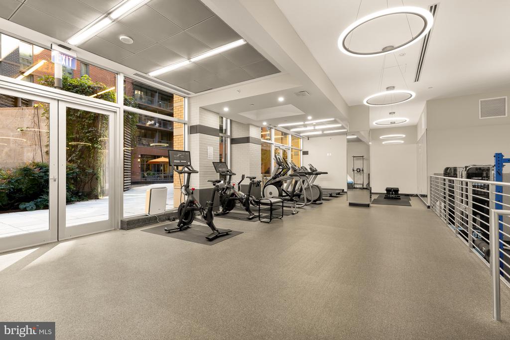 1025 1ST STREET SE Unit: 1113