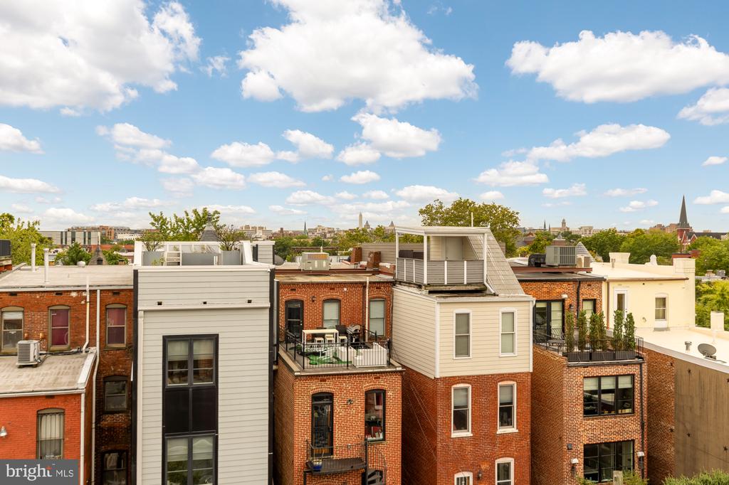 944 WESTMINSTER STREET NW
