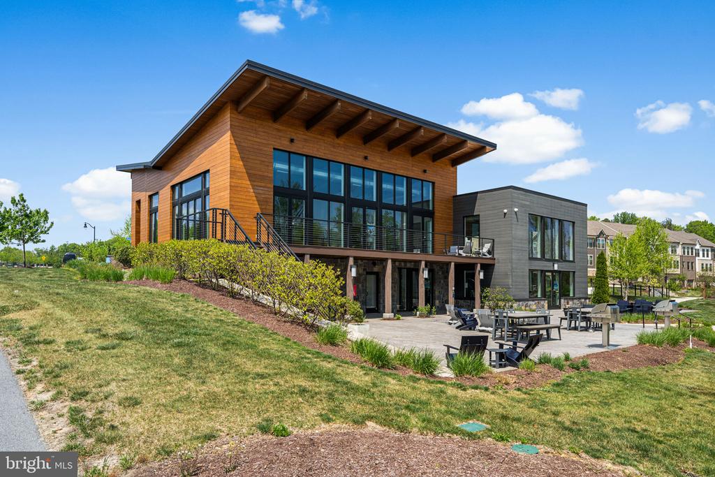 222 NARROWLEAF WAY