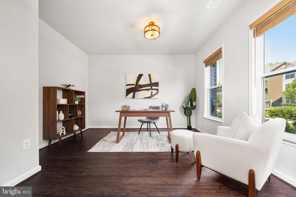 222 NARROWLEAF WAY