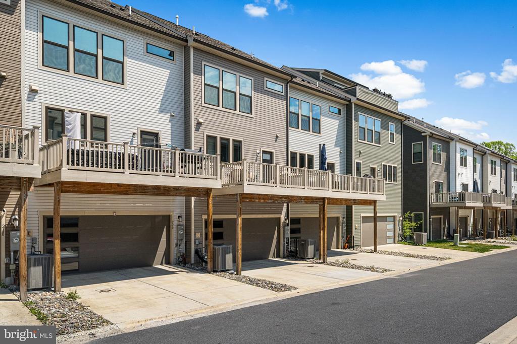 222 NARROWLEAF WAY