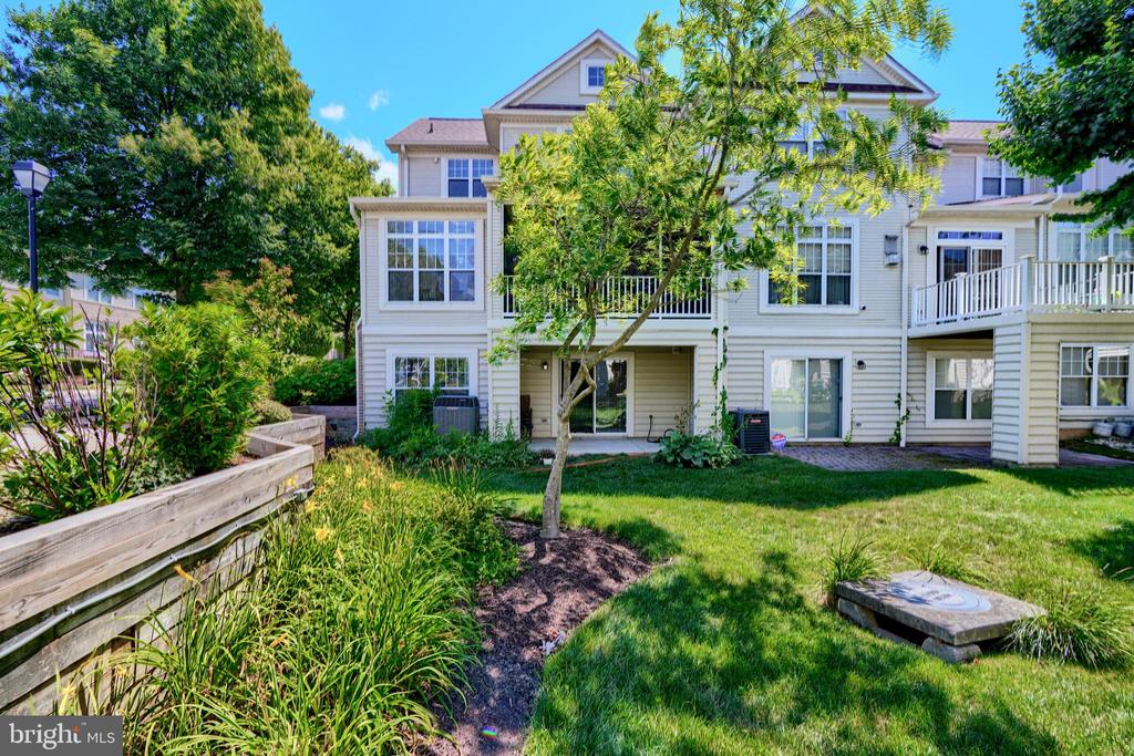 2269 Merion Pond