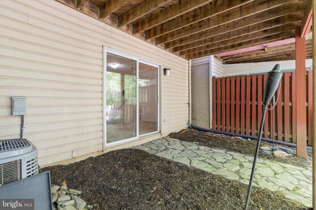 8719 LASALLE COURT