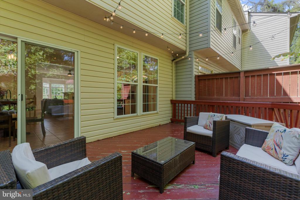 8719 LASALLE COURT