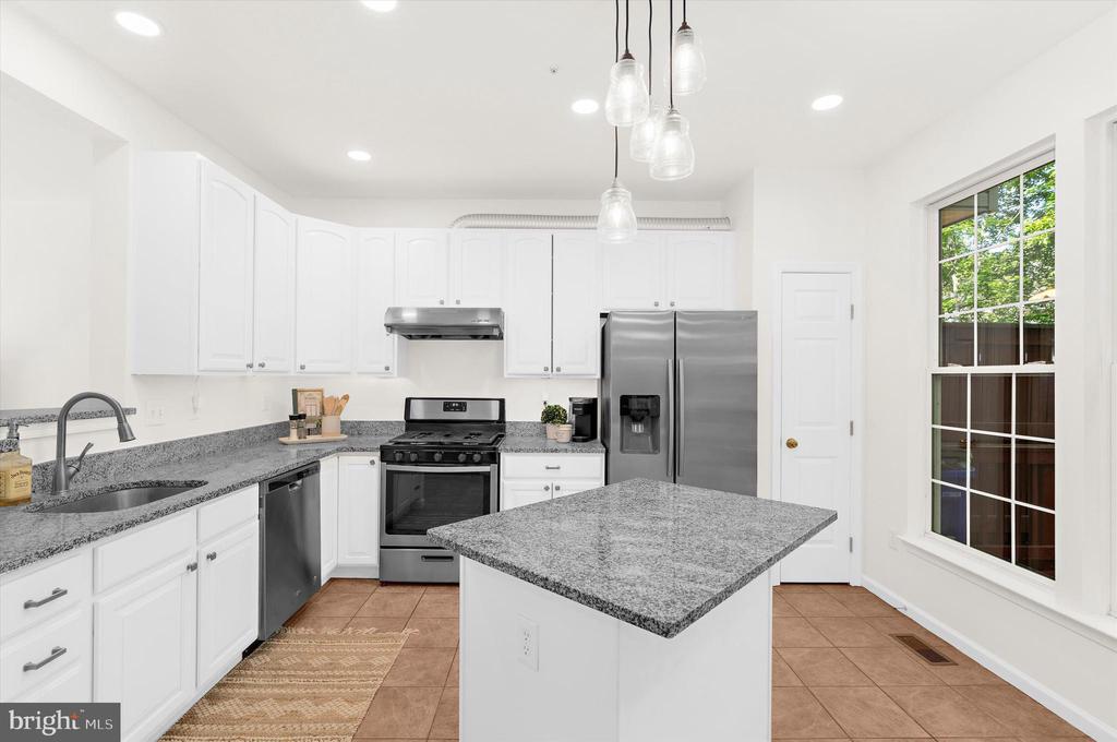 8719 LASALLE COURT