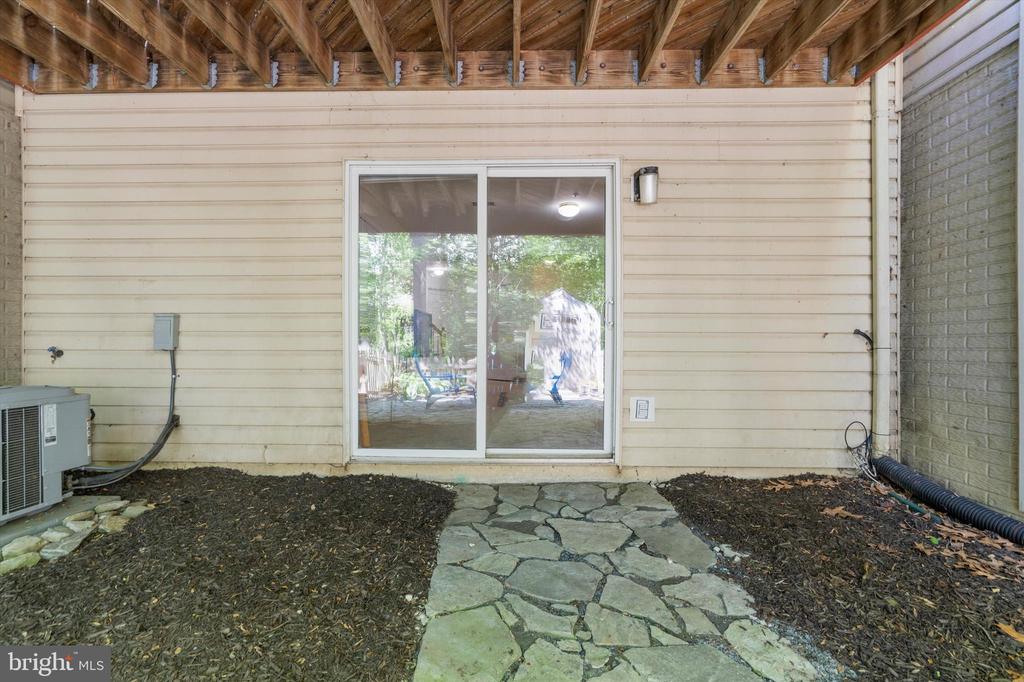 8719 LASALLE COURT